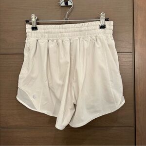 Lululemon Athletica Hotty Hot Shorts 4” Size 4